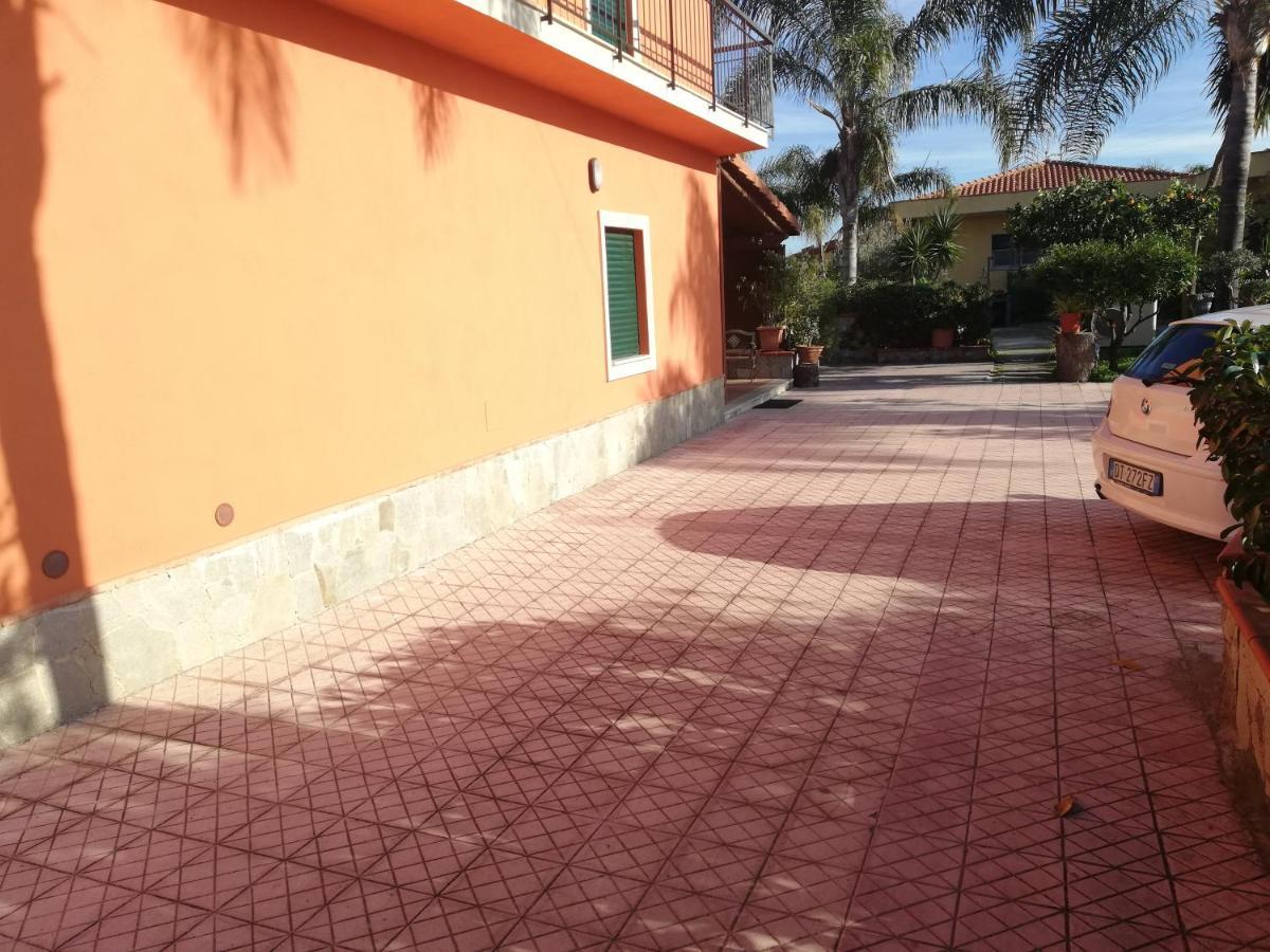 La Casetta B&B Милаццо Экстерьер фото
